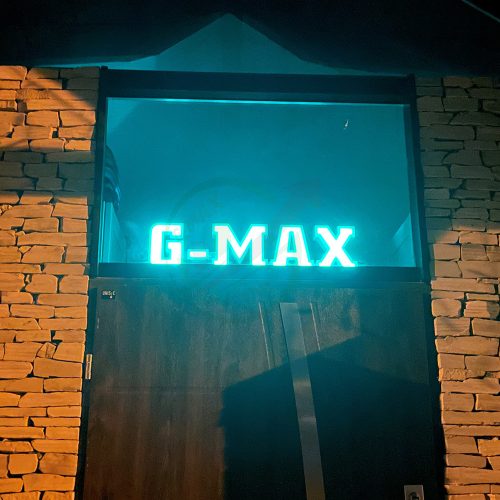 Cégtábla LED világítással