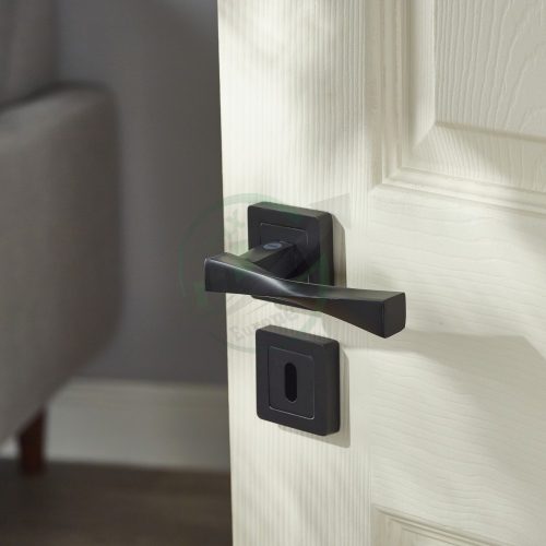 Yale Verona kilincs, 8x8mm, kulcsos